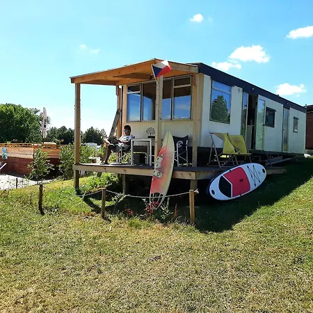 Rozkos Mobilheim Campsite Velka Jesenice